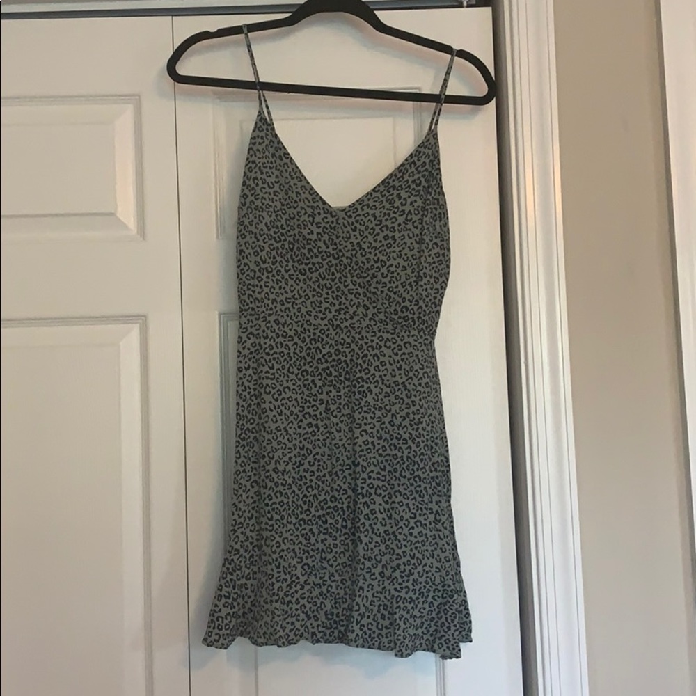 NWOT Green cheetah dress